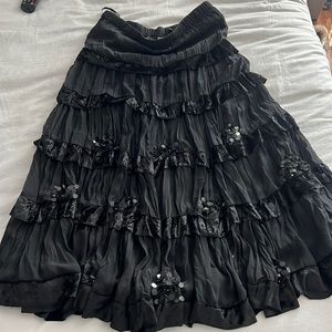 Was a gift but a bit big on my waist since it’s a Large michel skirt